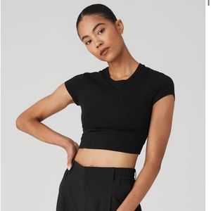 Alosoft Crop Finesse Short Sleeve